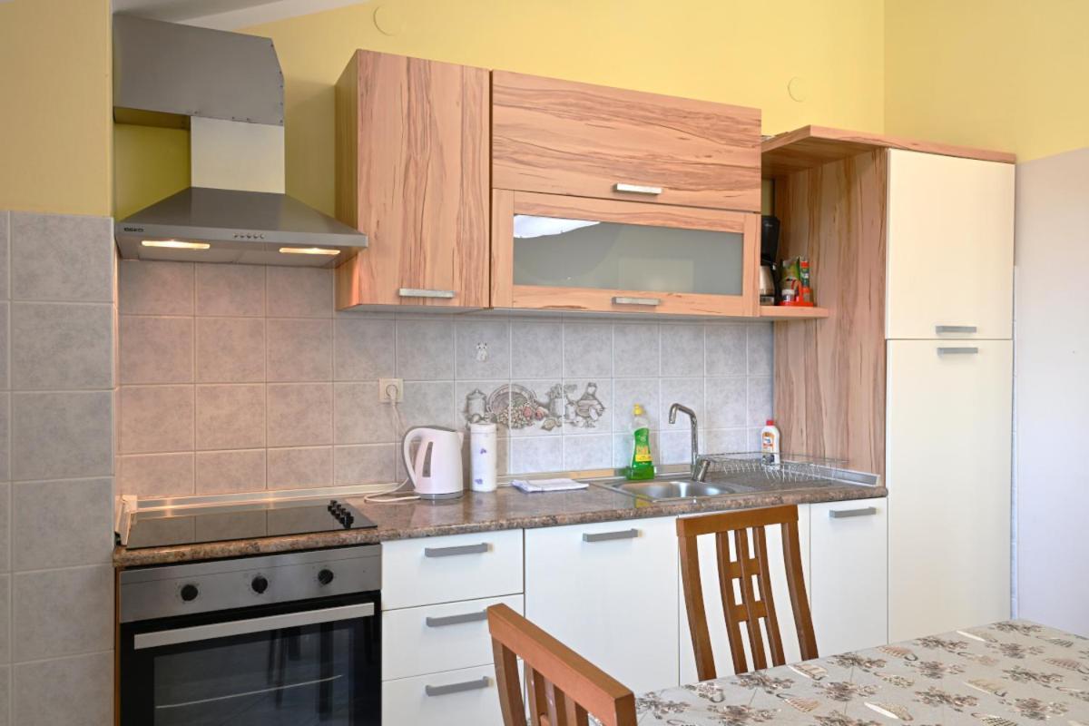 Apartments Ruza 乌马格 外观 照片