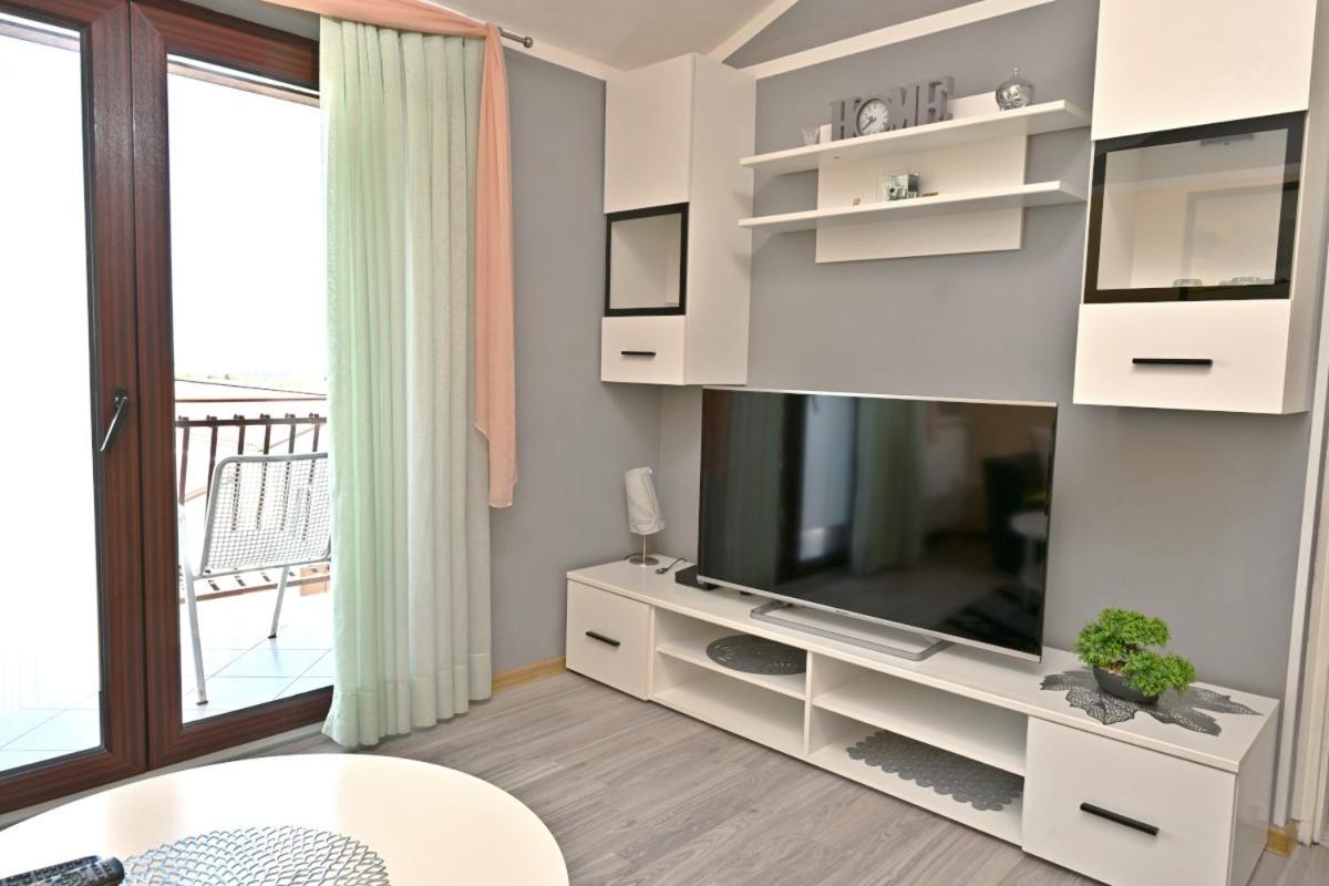 Apartments Ruza 乌马格 外观 照片